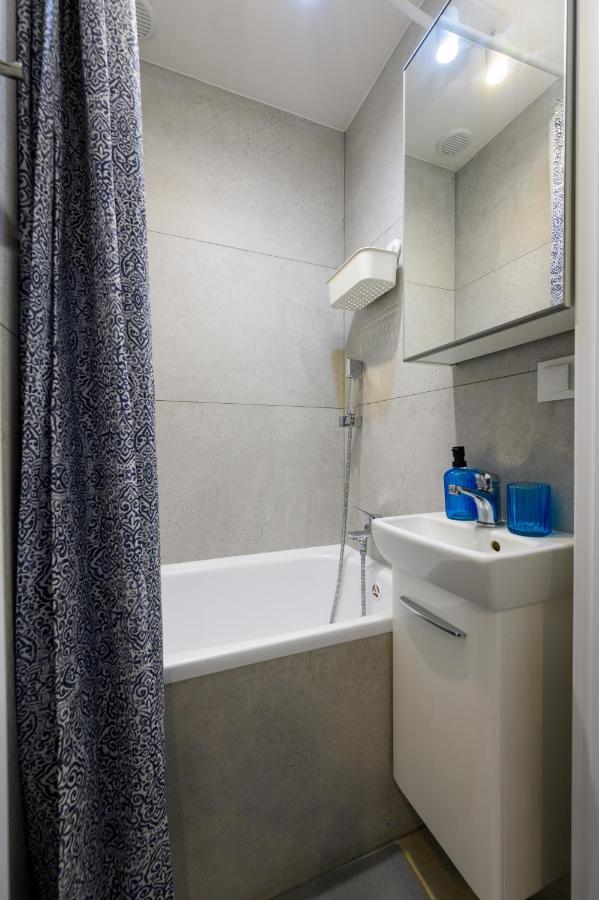 Appartamento Apartament Blue Brzezno Prostywynajem Gdansk Brzezno Esterno foto
